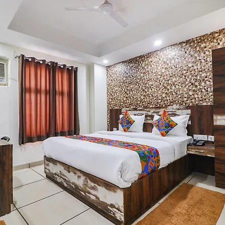 Fabhotel Kingdom Suites Near Igi Airport New Delhi